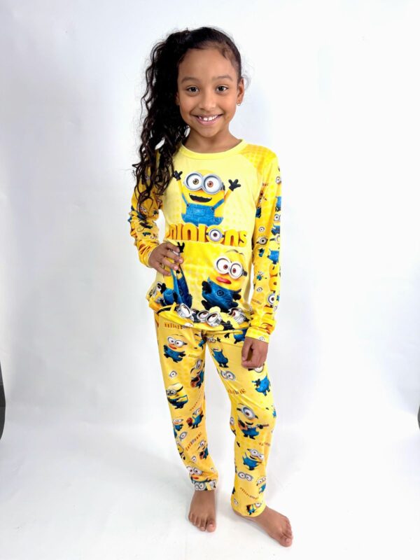 PIJAMA LARGO MINIONS - Imagen 3