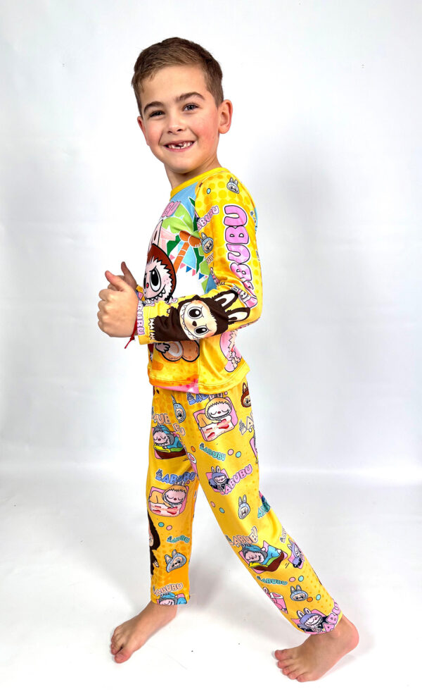 PIJAMA LARGO LABUBU - Imagen 5